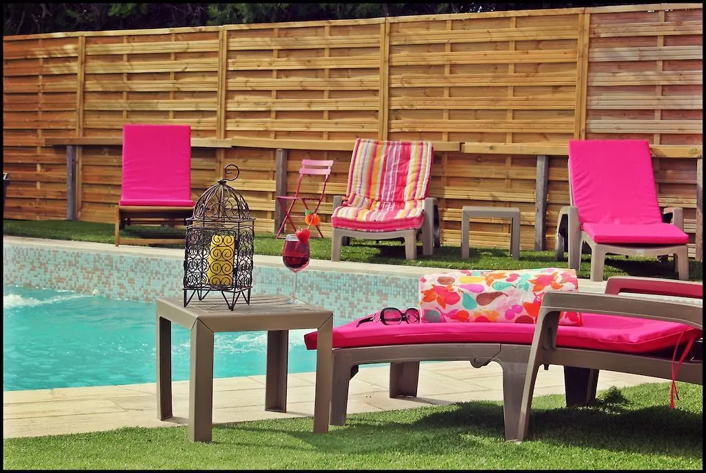 A L'Oree Du Pin Bed & Breakfast Puyricard